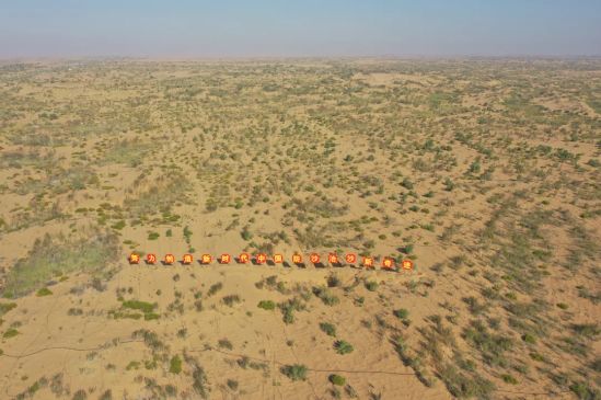 內(nèi)蒙古磴口縣烏蘭布和沙漠防沙治沙綜合治理示范區(qū) （符超 攝）.webp